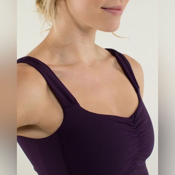 Lululemon  Size 4 Aria Tanktop In Deep Zinfandel Purple - Picture 5 of 12